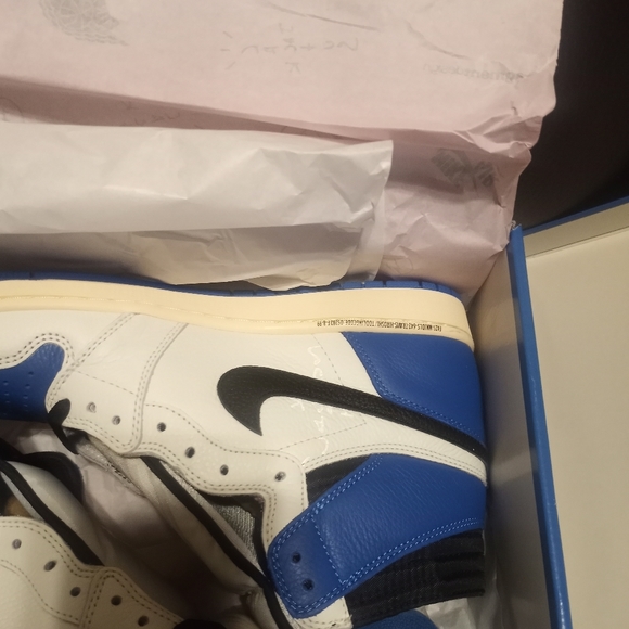 Travis Scott Retro 1s